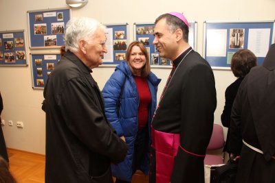 Izložbu o don Frani Šimatu posjetio dubrovački biskup mons. Roko Glasnović
