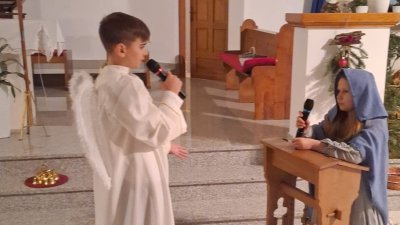 Dječja predstava 'Naš Bog dolazi' oduševila vjernike u župi sv. Ana Čista Velika
