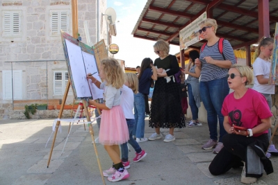 310120775_824389479011432_4941789973727545405_n