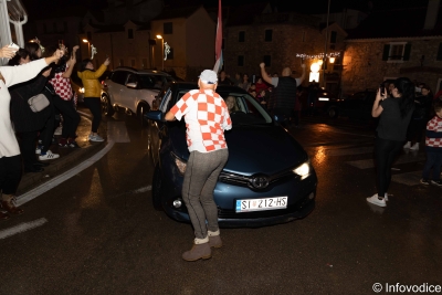 pol (16 of 32)