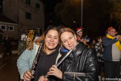 pol (19 of 32)